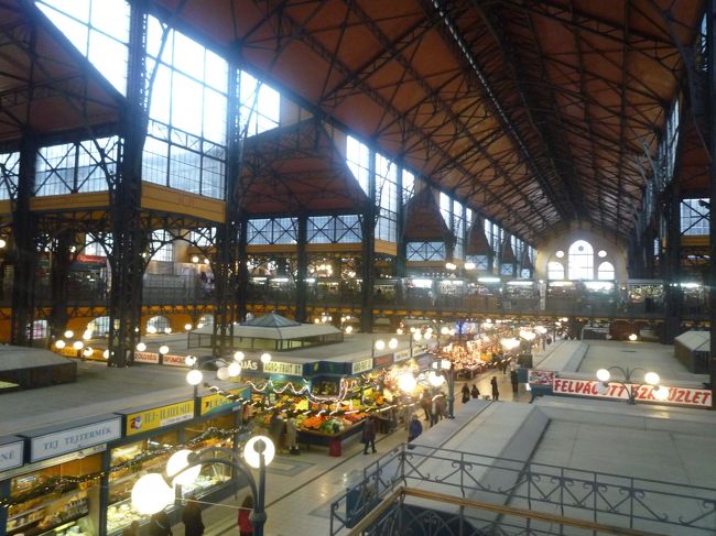 野菜、果物、パプリカ、とうがらし、お肉、などなど。