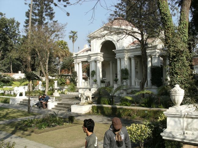 <br />　邸内の様子・・・