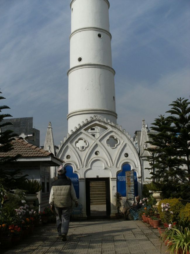 <br />　ここがタワーの入り口・・