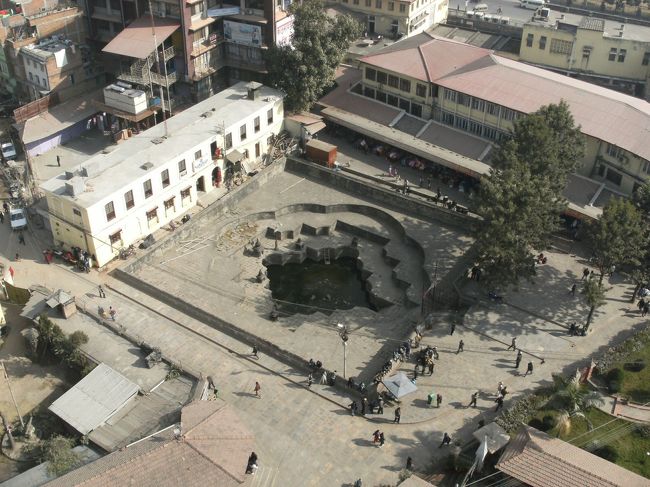 <br />　市内を見下ろす・・