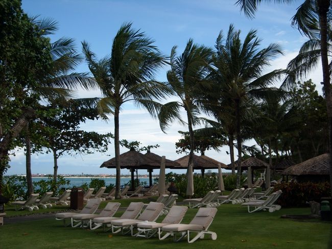 ３日目。<br />朝はホテルのプールでまたーり。<br />ちょうど晴れてくれてよかった。