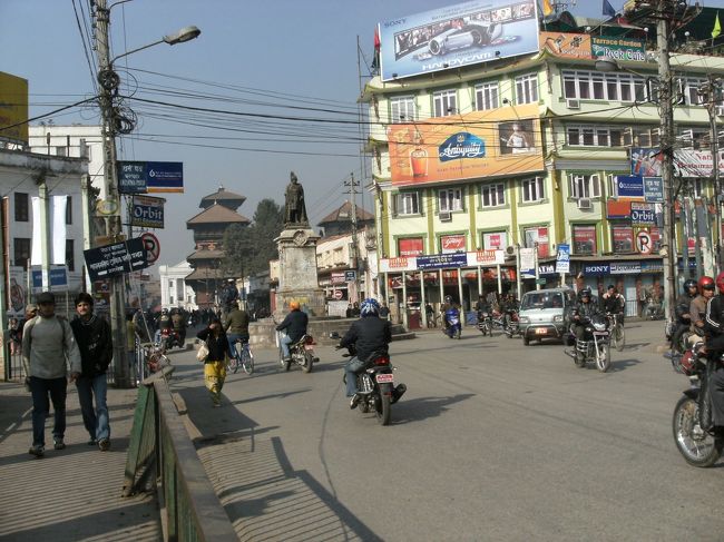 <br /><br />　　街中の様子・・・　<br /><br />　　ニューロード周辺、