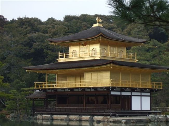 タクシー観光（3時間ｺｰｽ）<br /><br />金閣寺<br /><br />正式には鹿苑寺（ろくおんじ）、通称名は金閣、臨済宗相国寺派の禅寺です。