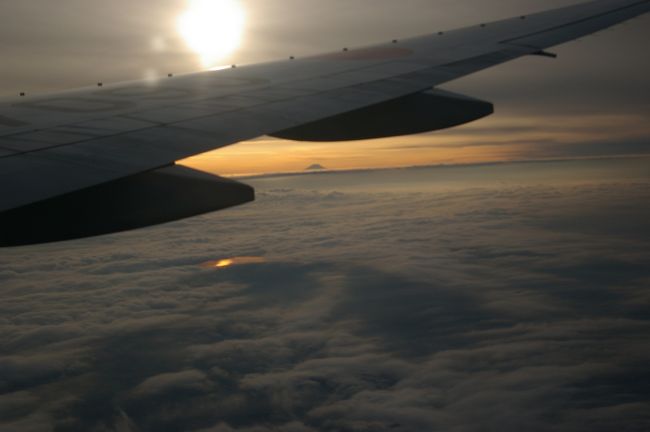 帰りの飛行機・・富士山