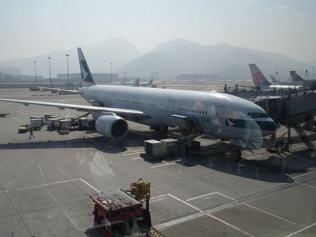 チャイナエアーで台北経由で帰ります。