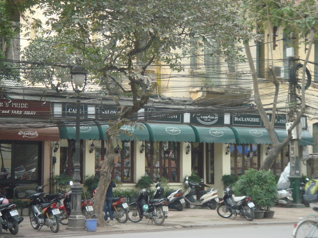 ああ、パリスデリ。ここもだいすきー。