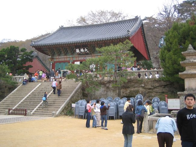 ＜ポモサ＞<br />釜山にあるお寺です。<br />韓国禅宗の総本山です。