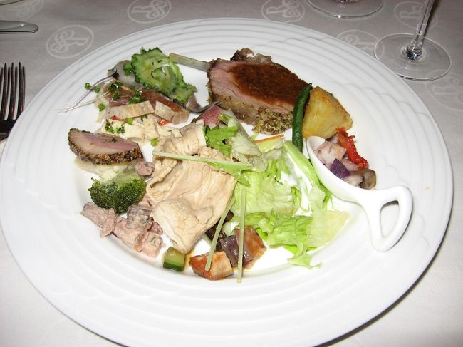 食も進み２皿目です。