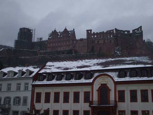 お城を見上げて。