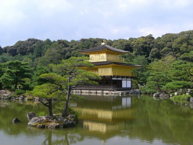 こちらも初！！<br /><br />金閣寺☆<br /><br />ずっと見てみたかったから、来れてよかった♪