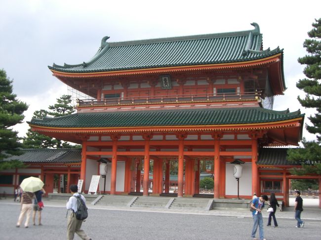 平安神宮の、多分應天門☆<br /><br />入り口！！
