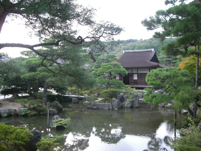 銀閣寺にて！<br /><br />銀閣寺は修理中だったけど・・<br /><br />