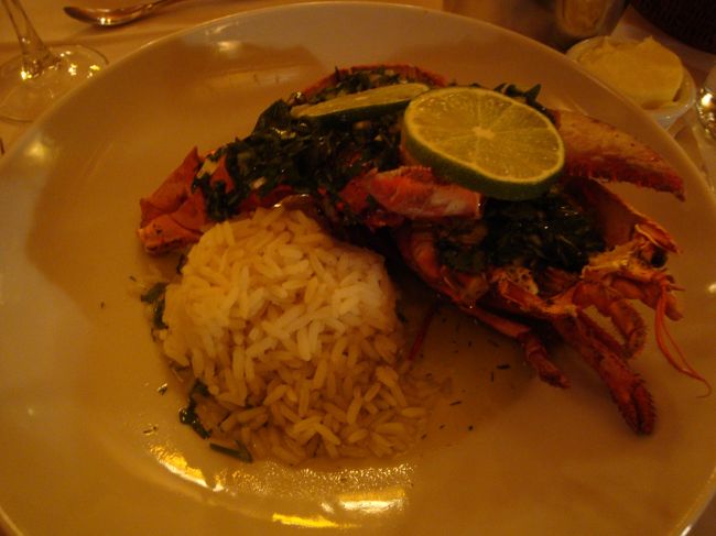 メインはロブスター（ハーフ）。ハーブソース添えです。これもとっても美味しかったです♪