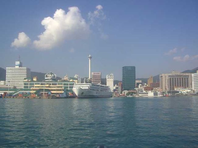 次はいつ？<br /><br /><br />釜山（プサン／Busan）港を離れ、釜山の町並みともお別れです。<br />今度はここプサンにいつ来ることができるのでしょうか？