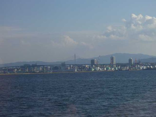 気がかりなこと<br /><br /><br />もう一つ気がかりなことは、私たちは鹿児島から福岡経由で釜山（プサン／Busan）に入ったため、帰りも同じルートで博多駅からＪＲの特急を利用します。<br />日曜日の夕方と言うこともあり、余裕を持った時間で指定席にしていたのですが・・・