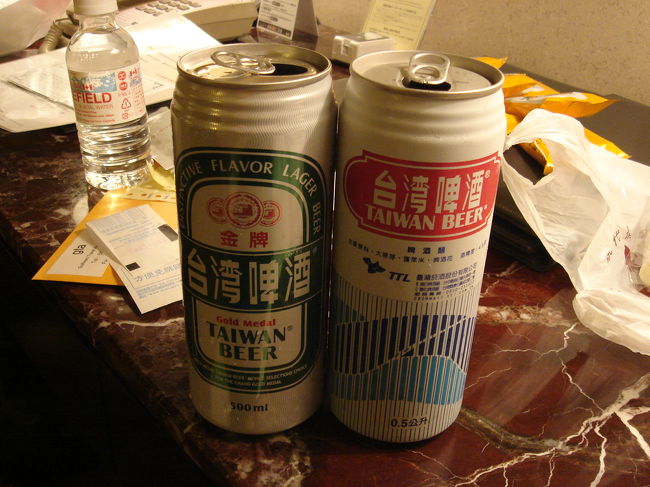 コンビニで買ったビールで一息ついたところで、１日目は終了です。それにしても、結構食べたな〜。