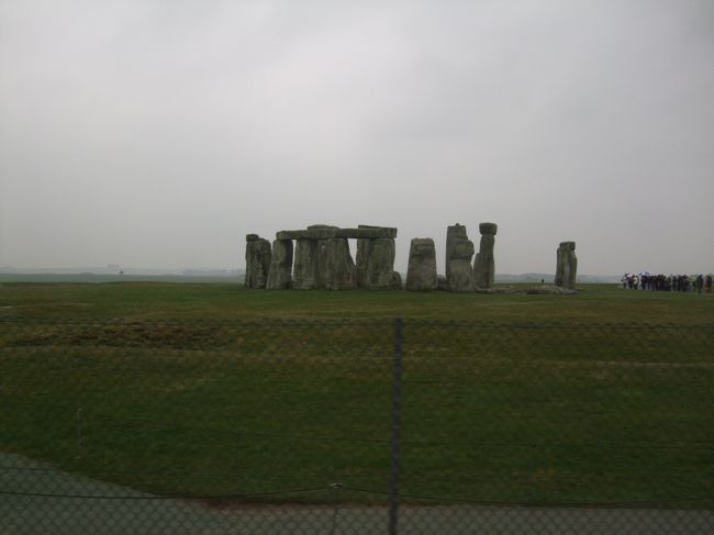 見えてきました　ストーンヘンジ！