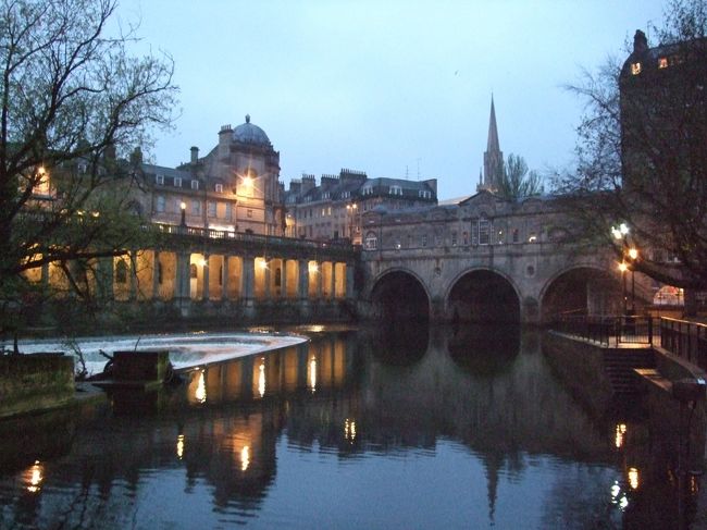 エイヴォン川とバルトニー橋
