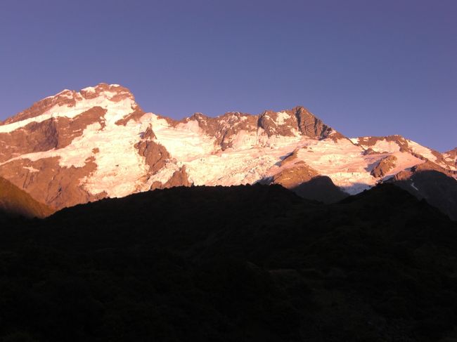 YHAの自室から見た朝焼け