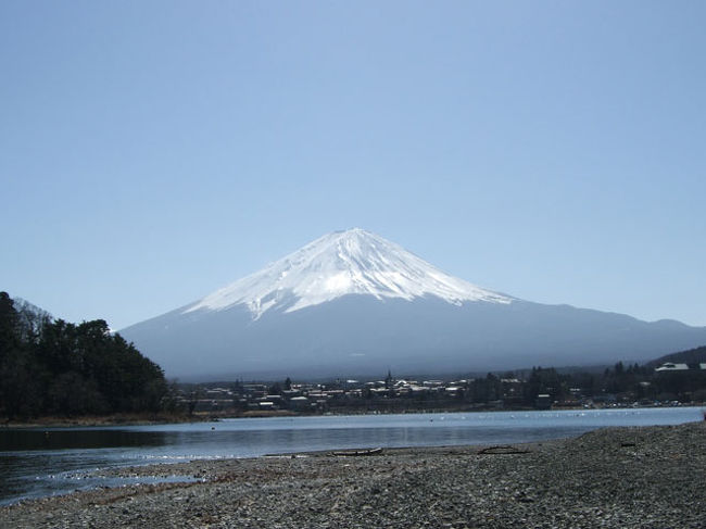さらに湖畔に近づいて。