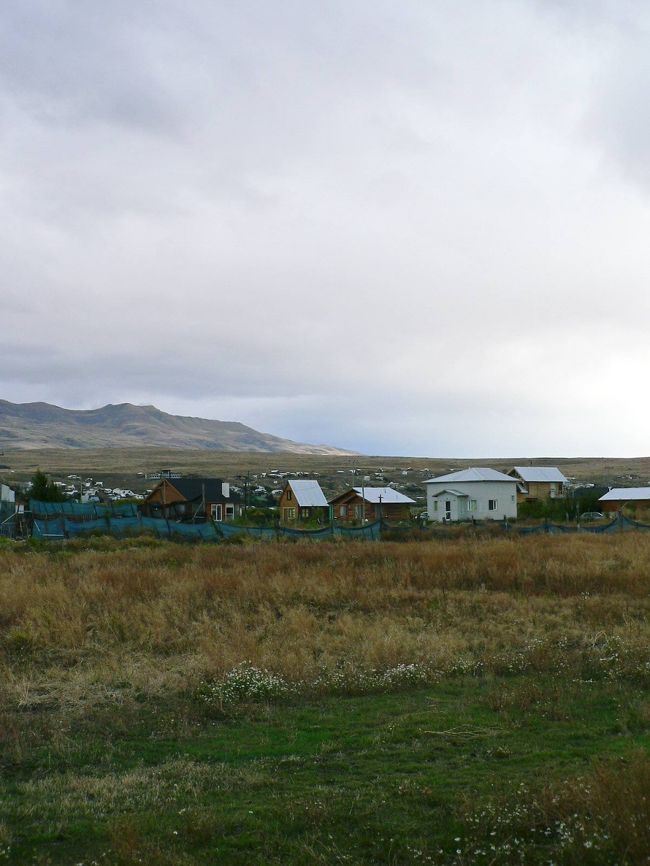 ニメス湖周辺の光景。