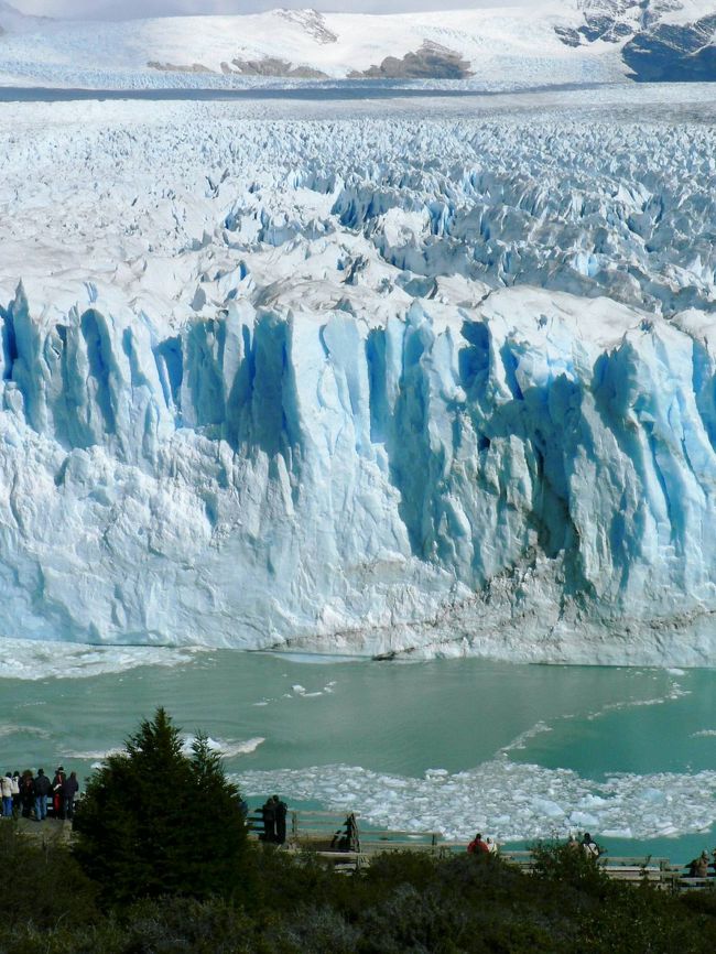 大規模な崩落直後の様子。