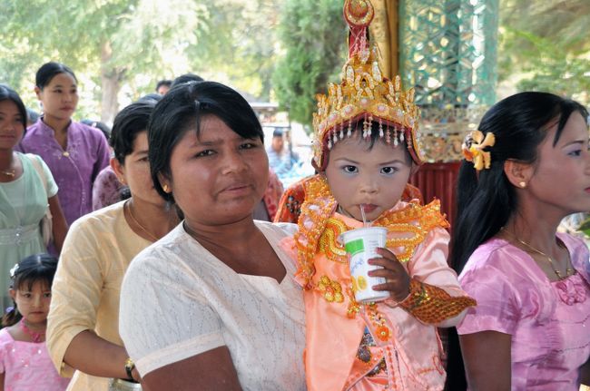得度式が挙げられるということは名誉で功徳が多い。だから一般的には出来れば男の子が欲しいのだそうです
