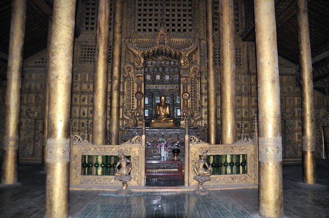 その後、僧院として使用され、現在に至る。木造建築の僧院としては貴重なものだそうです