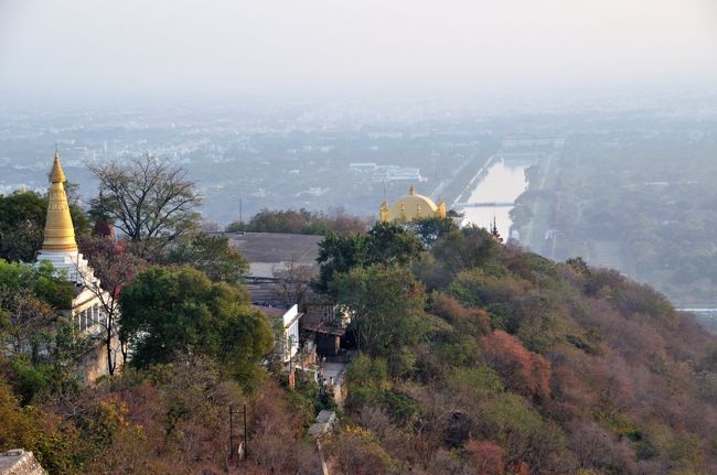 １６：５０〜１７：３５　マンダレーヒルの見学