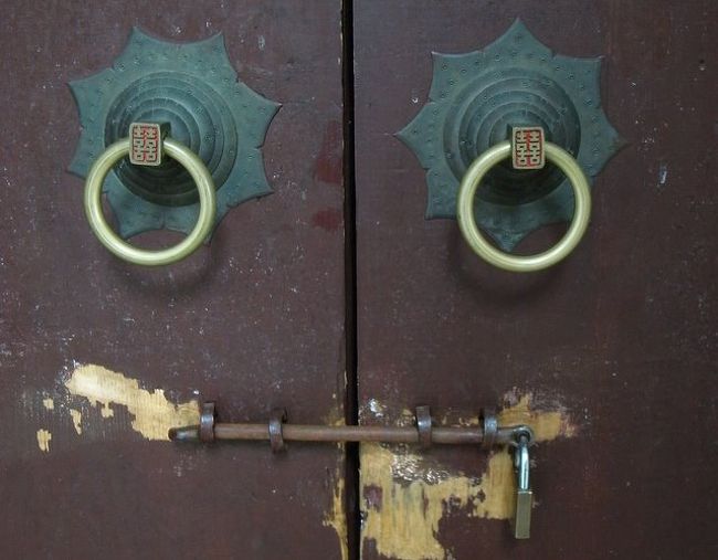 博物館の中にある戸の取っ手。<br /><br />喜喜(ダブルハピネス)模様でした。