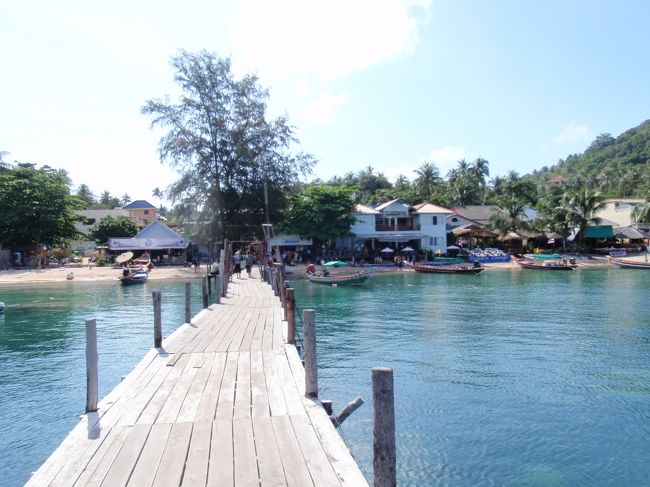 フェリーに乗り継いで、ようやく到着〜☆<br />まさに南国な感じに感動〜ヽ(ﾟ∀ﾟ)ﾉ