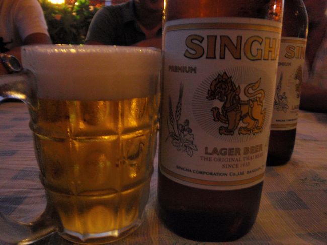 今日はショップの方とトリップに参加したメンバーで晩御飯！