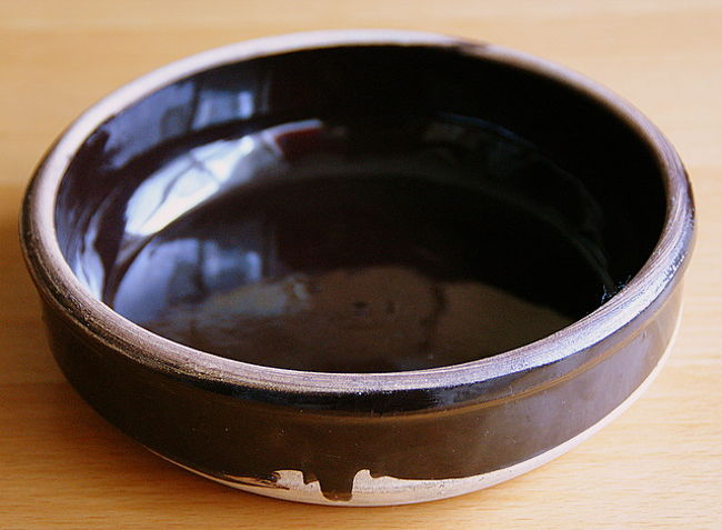 GOD銅鑼湾店で購入した、<br />ぼうちゃい碗。<br /><br />たぶん直火でもOK。<br /><br />昔からある茶餐廰やとかで、<br />冬に使ってそうなうつわ。