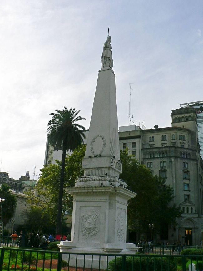 ５月広場周辺の光景。