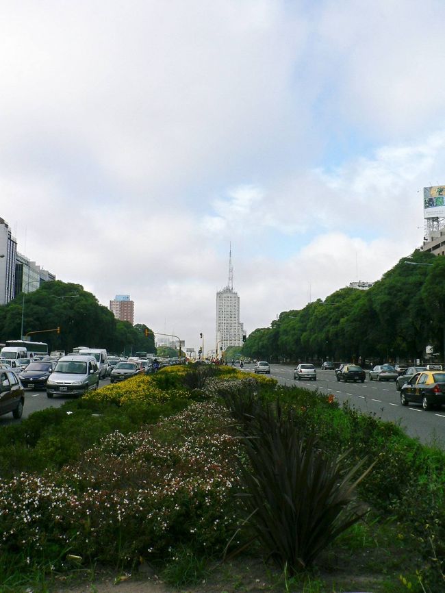 ７月９日通り周辺の光景。