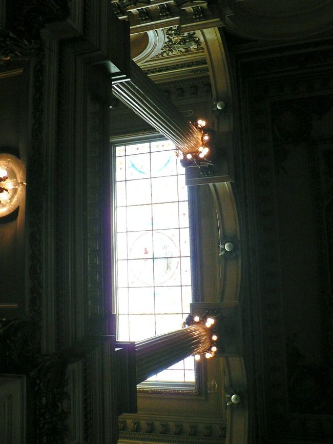 コロン劇場の館内。