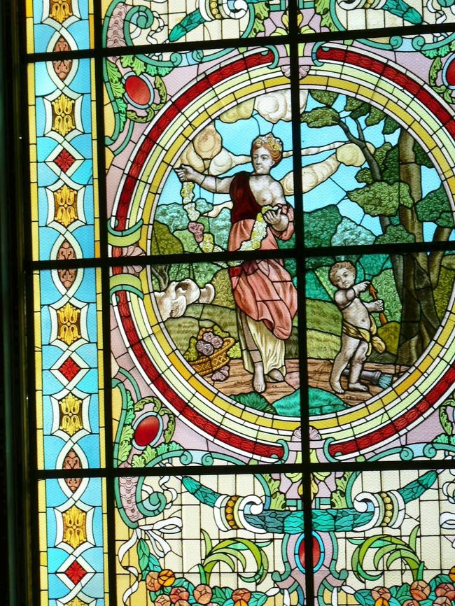 コロン劇場の館内。