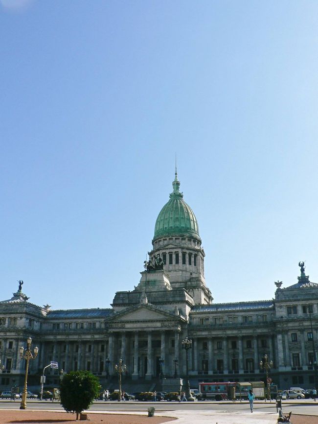 国会議事堂。<br /><br /><br />