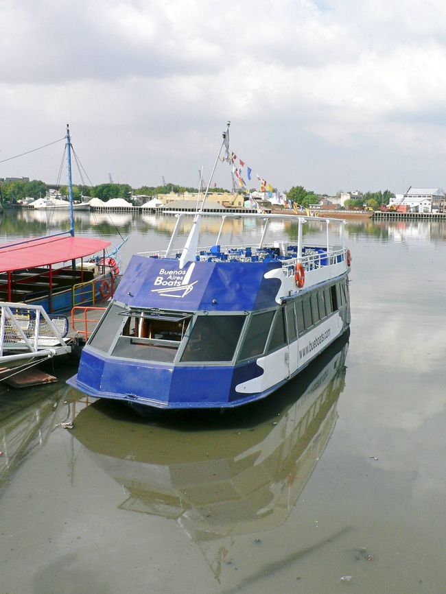 ボカ地区・カミニートの港の光景。<br /><br />