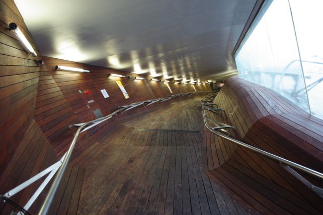 フェリーターミナル