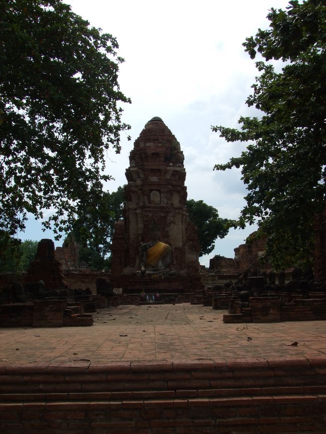 アユタヤは世界遺産でバンコクから日帰りツアー可能です