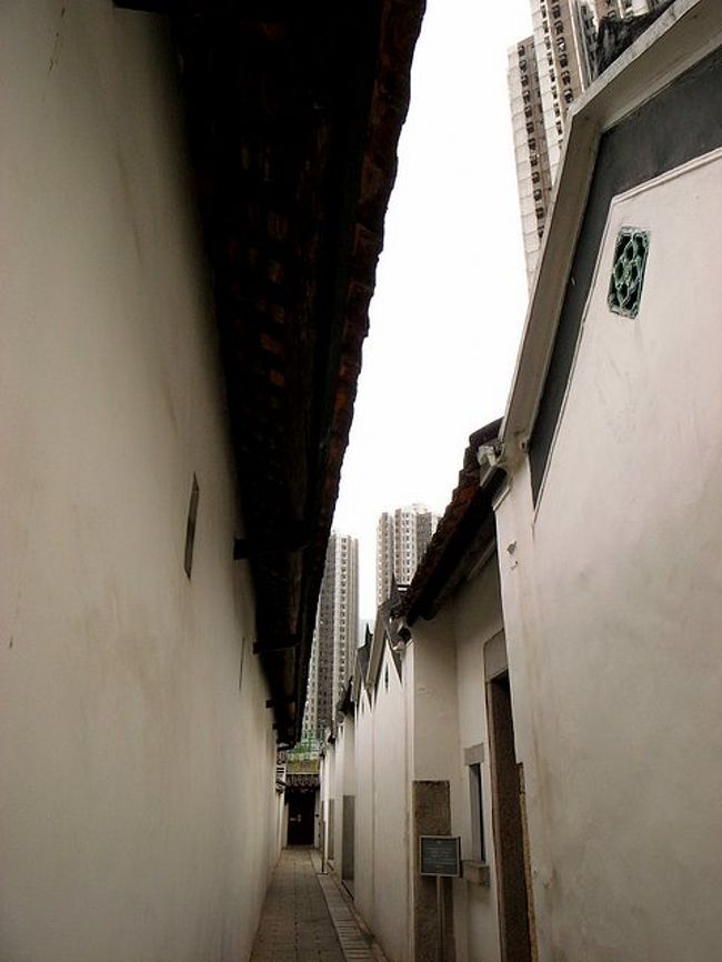 この博物館の事前知識は全くなかったけど、<br />1980年代に実際に人が住んでた頃の写真とか、<br />展示物が自分の子供時代の頃のものに近くて、<br />なんか懐かしくもあり、<br />もう誰も住んでないんだなーと思うと、<br />少し悲しくもあり…。<br />