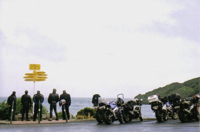 最南端でまったりしていたら、ハーレーに乗ったおっさん集団がやってきました。<br />歳をとっても、こんなことしていたいなぁと思います。