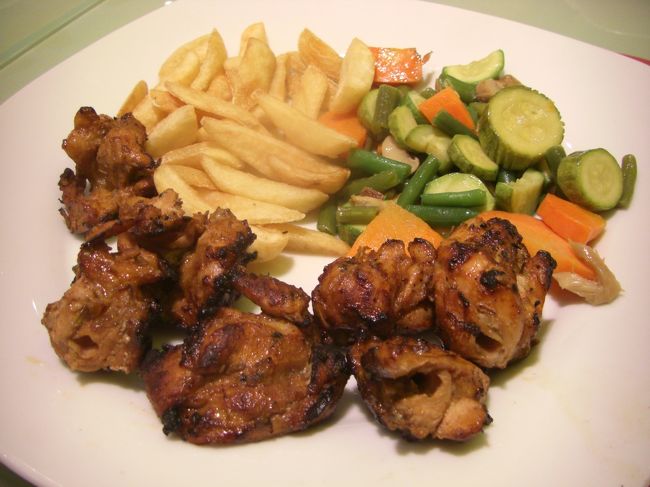 私がオーダーしたチキンのグリル。<br />おいし〜い☆