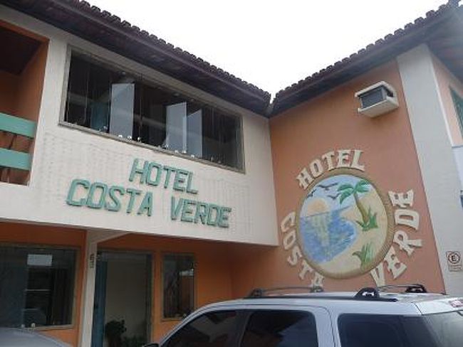 ホテル『コスタ・ベルジ』ここで1泊。<br /><br />フロントは親切で、<br />朝食もビュッフェ形式。<br />海岸やレストラン、夜店へも出やすい好立地♪