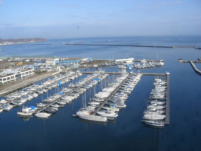 １泊目はヒルトン小樽に泊まった☆<br /><br />窓から小樽港が見えたよ♪<br /><br />快適だったー！