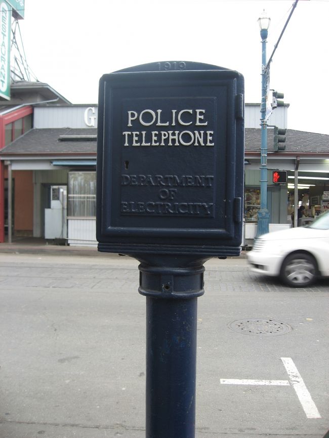 警察直通？？<br />そんなに危ない街なんでしょうか。