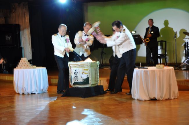 グランドオープニングパーティー・鏡割り