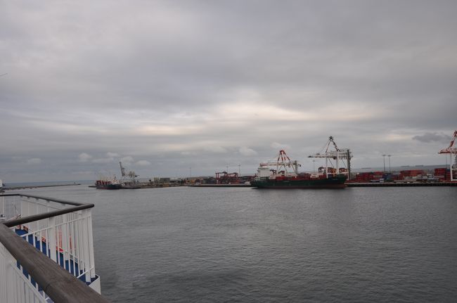 １月２９日フリーマントル（パース郊外）０８：００入港