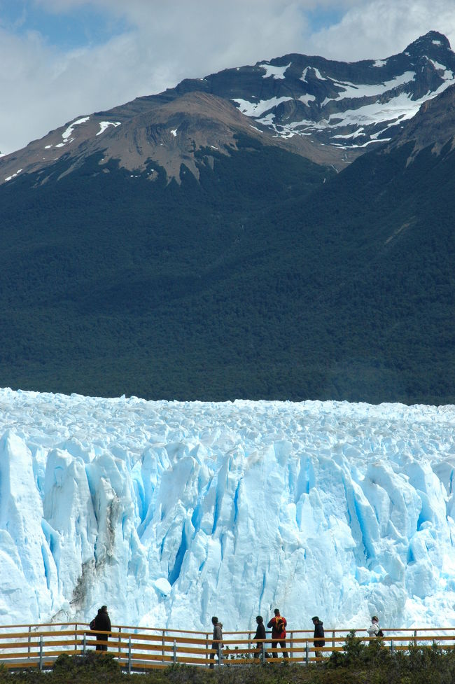 人の大きさと比べるべくもないですが・・・。<br />
